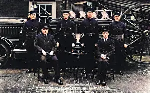 Runners: Group photo, London Fire Brigade, Manchester Square