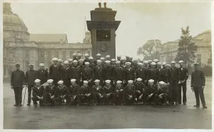 Group photo of sailors