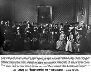 Helene: Group picture of the board of the Vaterlaendische