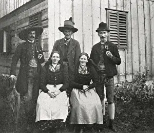 Headscarfs: Group picture of three men and two women in