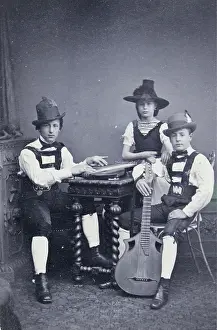 Zithers: Group portrait of three young people in Tyrolean