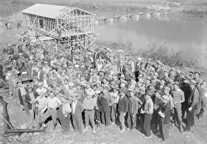 Tennessee: A group showing some of the men working at