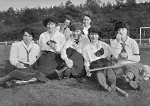 Shinpads: Group of sportswomen