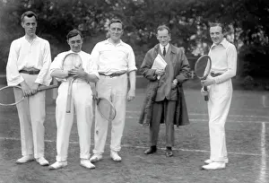 Moorfield: Group at tennis match