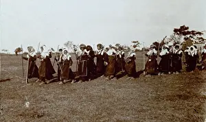 Abruzzo: Group of women, in working