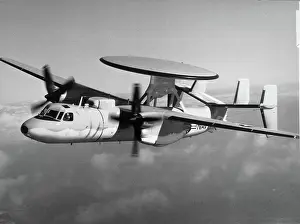 Warning: Gruman E-2C Hawkeye US Navy early warning command
