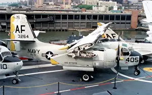 Intrepid: Grumman TS-2A Tracker 133264