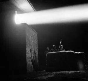Sentry: Guard post on the English Channel coast, 1940