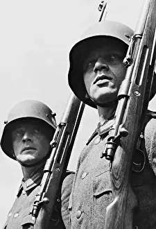 Garrisons: Guards of the armed forces, 1935