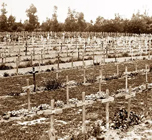 Festubert: The Guards Cemetery, Windy Corner, Festubert - WW1