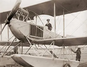 Decker: Guenther Plueschow, 1915