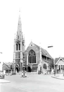 Saviours: Guildford, St Saviours Church c1955