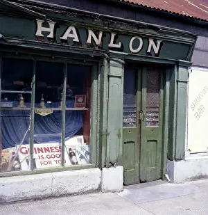 Pubs: Guinness is Good for You! O'Hanlon Pub, Shannon Bridge, 1970