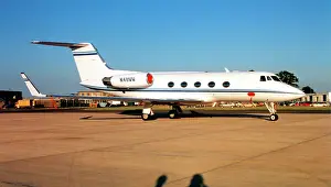 1121: Gulfstream G-IV N411WW