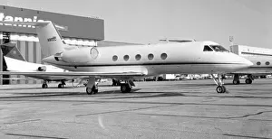 Luton: Gulfstream III N902C