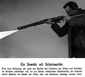 Headlamp: Gun with headlight, 1912