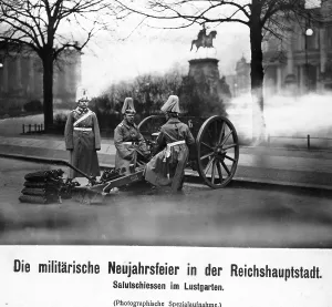 Salutes: Gun salute in Berlin, 1911