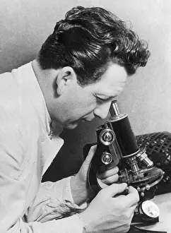 Microscope: Gunther Philipp, 1940s