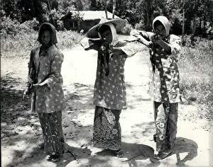 Phrase: Gurkhas dressed as women in jungle warfare exercise