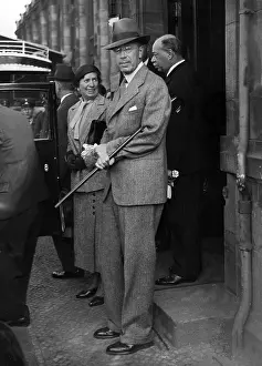 Mountbatten: Gustav Adolf VI