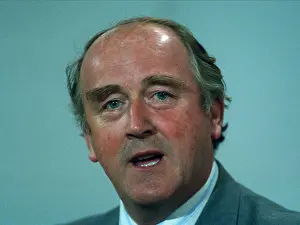 Lib Dem: Gwynoro Jones