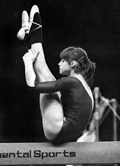 Nadia: Gymnast Nadia Comaneci 1961 -