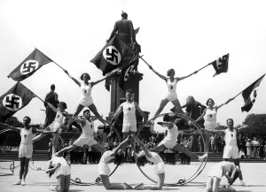 Upbringing: Gymnastic Display