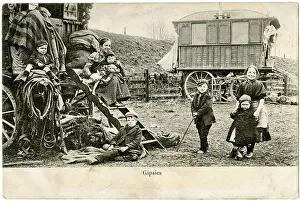 Gypsies: Gypsy encampment 1905