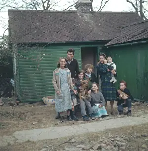 Romany: GYPSY FAMILY - 1973