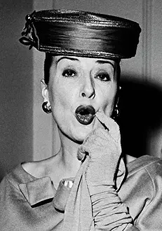 Kopfbedeckung: Gypsy Rose Lee