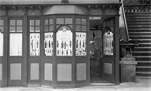 Silhouettist: H. L. Oakley in his studio at Scarborough
