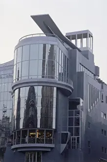 Landova: Haas House