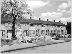 Somerford: HACKNEY TERRACED HOUSING