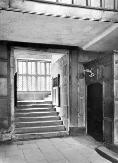 Flagstones: HADDON HALL STAIRWAY