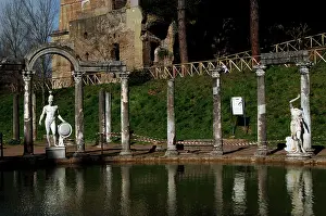 Adriana: Hadrian's Villa. The Canopus with the statue of God Mars. 2n