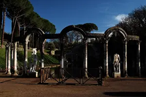 Adriana: Hadrian's Villa. The Canopus with the statue of God Mars. 2n