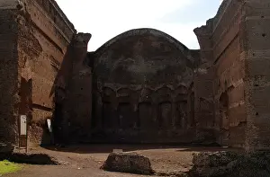 Lazio: Hadrian's Villa. Hall of Philosophers. 2nd century. Italy