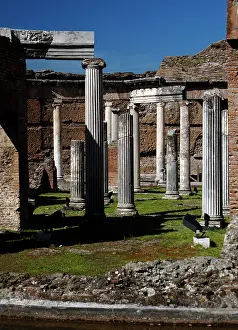 Spotlight: Hadrian's Villa. Maritime Theatre. 2nd century. Italy