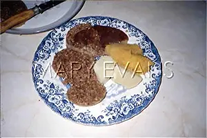 Gravy: HAGGIS AND TATIES