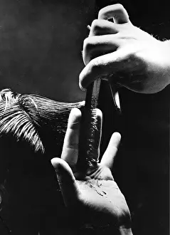 Lousada: Hair Cutting - Martyn Maxey