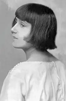 Coiffure: Hairstyle, 1921