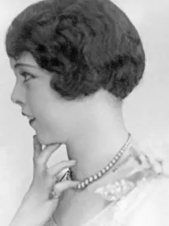 Coiffure: Hairstyle, 1926