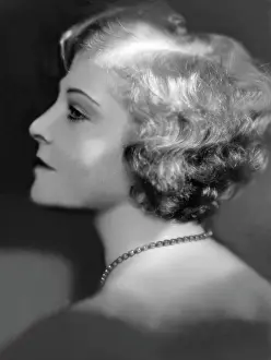 Coiffure: Hairstyle, 1929