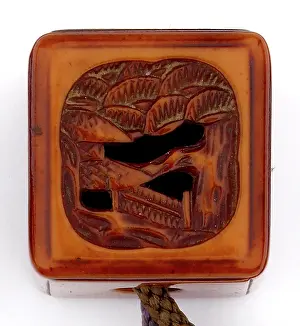 Hako-style netsuke - trees and fence