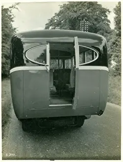 Thornycroft: Hall Lewis station bus on A1
