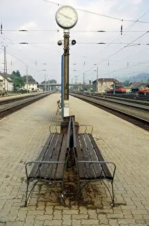 Trumler: Hall in Tirol train station