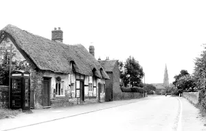 Hallow: Hallow, the Village c1955