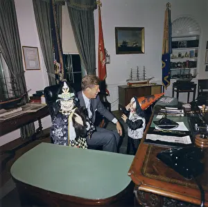 Disguise: Halloween visitors at the White House Oval Office