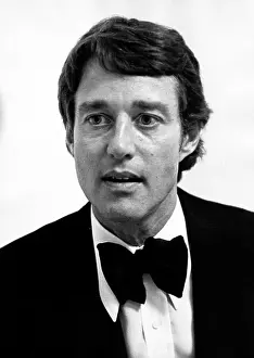 Halston: Halston Top fashion designer