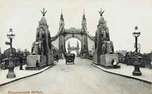 Lamposts: Hammersmith Bridge, London